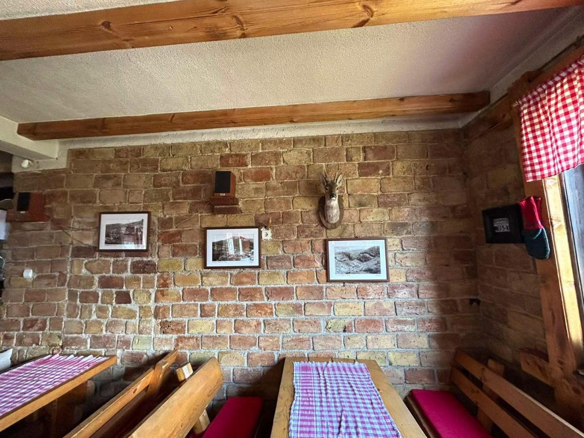 Bed And Breakfast Umoljani Bagian luar foto