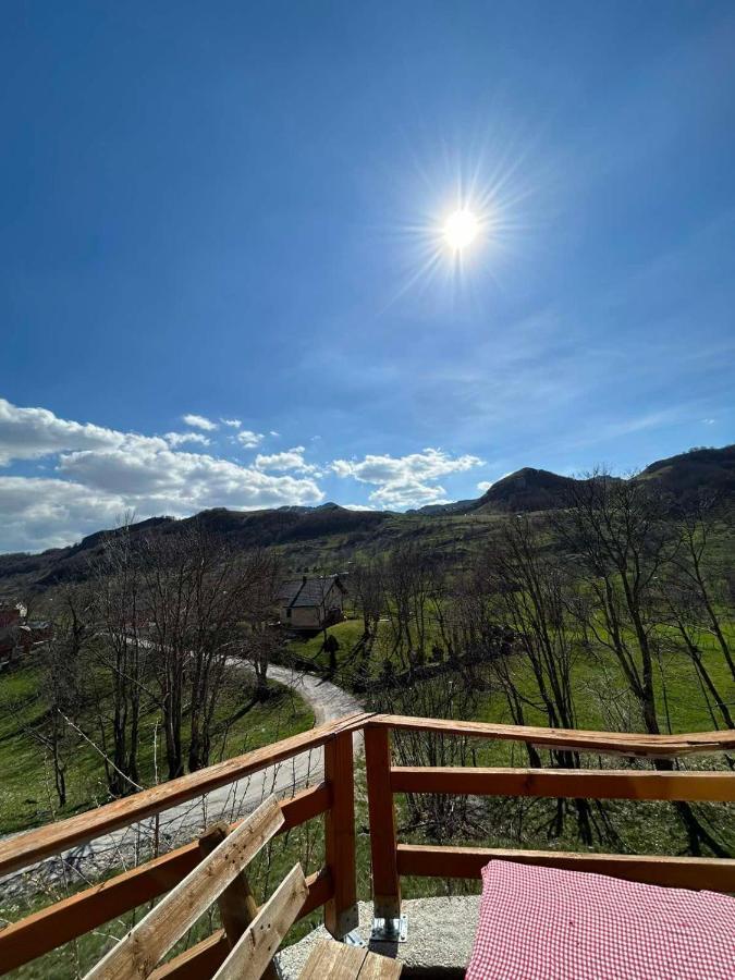 Bed And Breakfast Umoljani Bagian luar foto