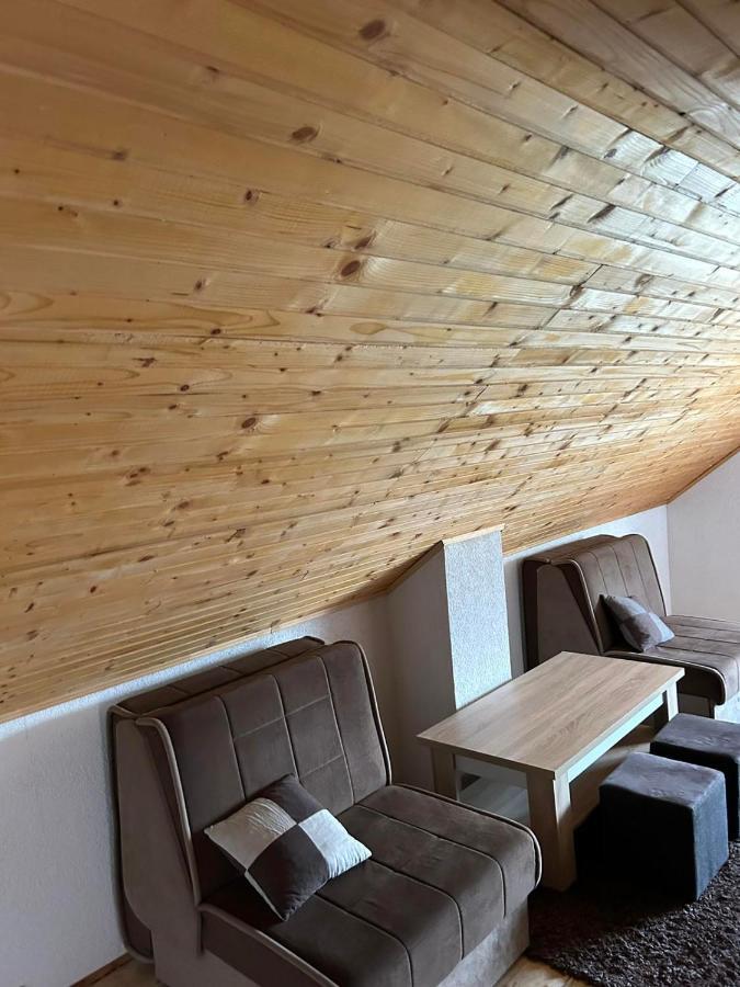 Bed And Breakfast Umoljani Ruang foto