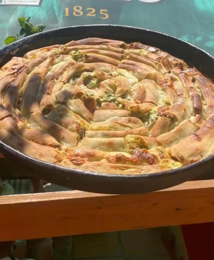 Bed And Breakfast Umoljani Bagian luar foto