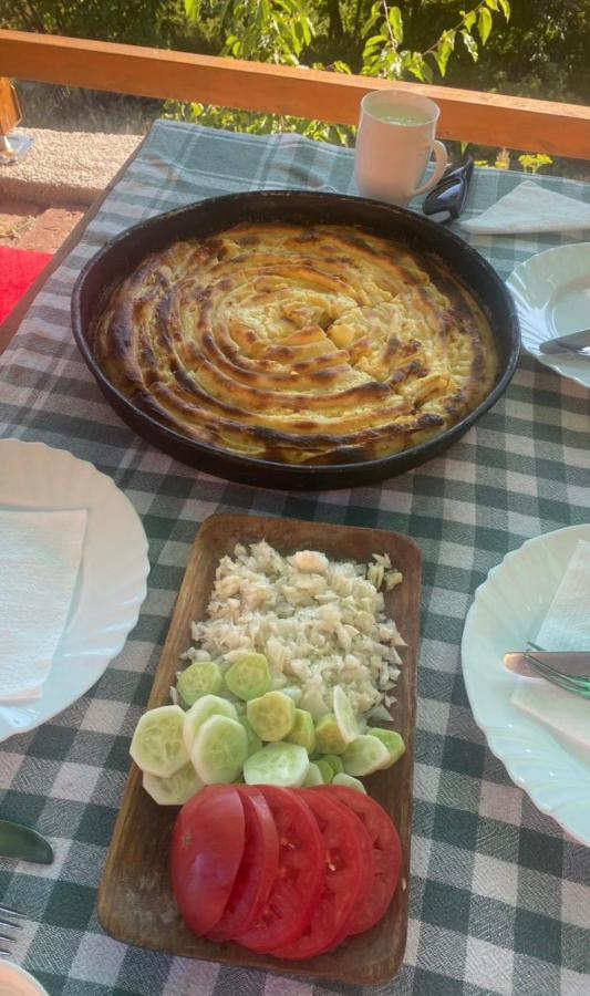 Bed And Breakfast Umoljani Bagian luar foto