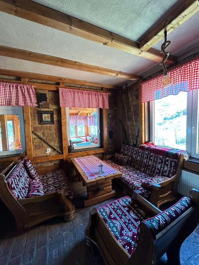 Bed And Breakfast Umoljani Bagian luar foto