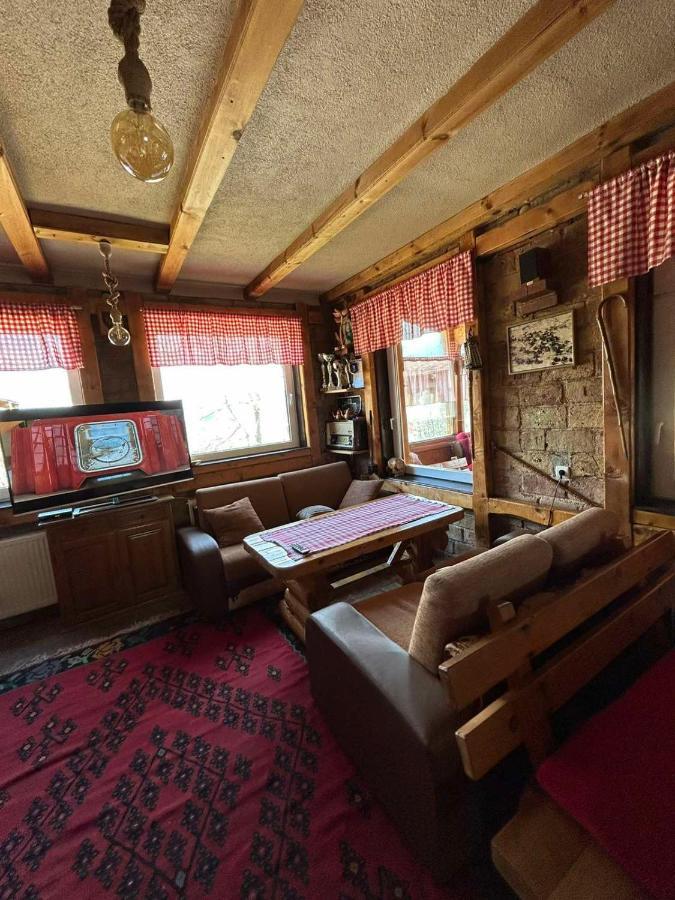 Bed And Breakfast Umoljani Bagian luar foto